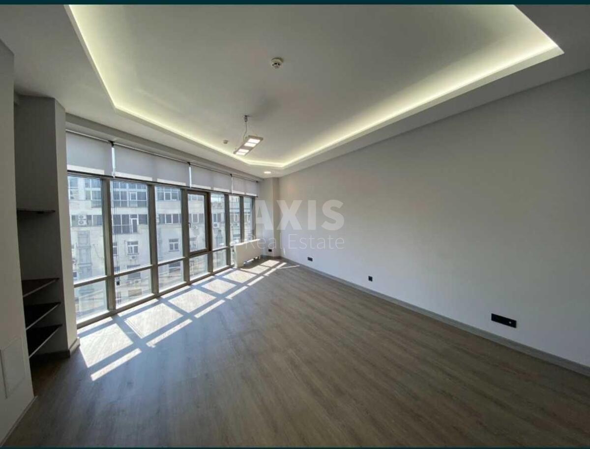 Office vul. Velyka Vasyl'kivs'ka 72, 182m2602864