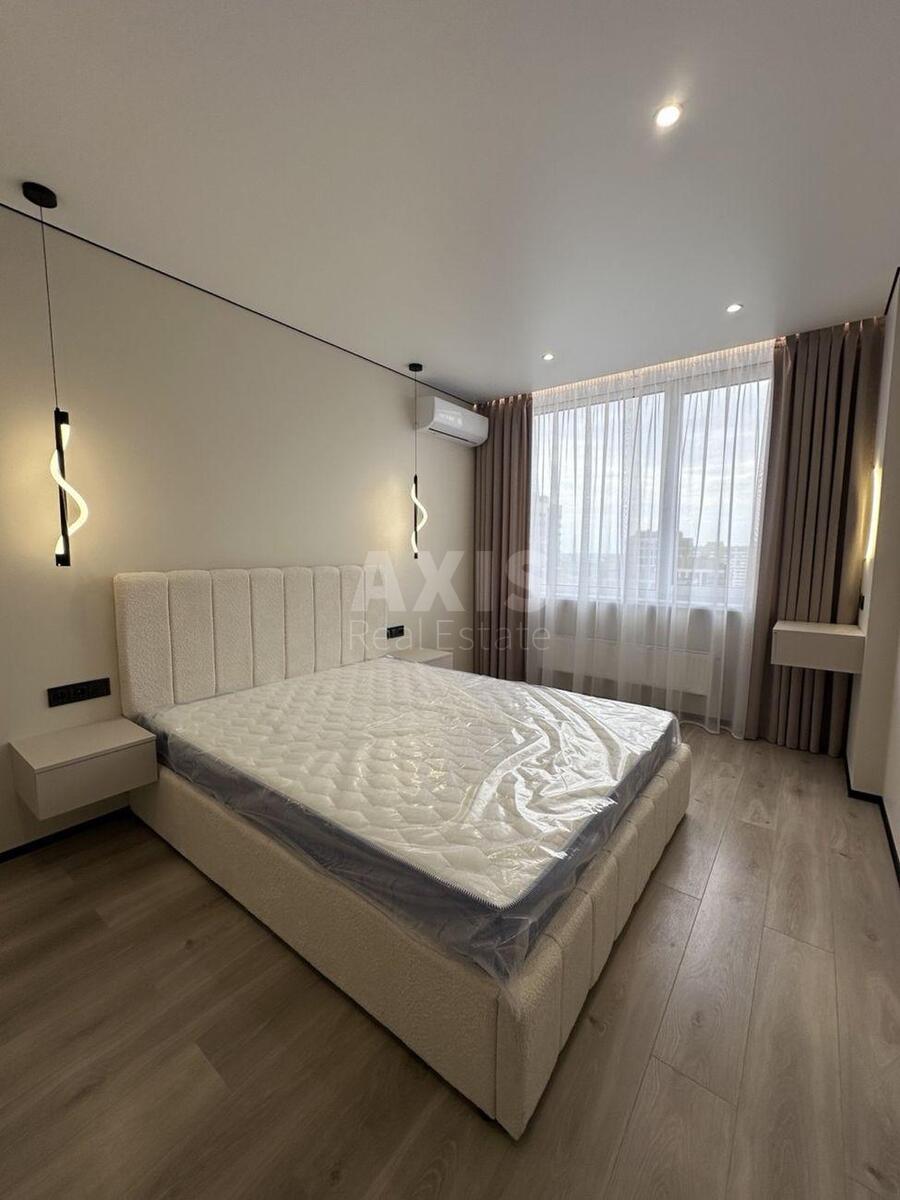 1k apartment vul. Rodyny Kristeriv 205