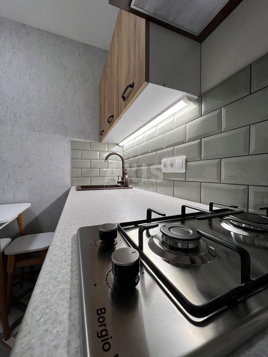 2k apartment vul. Entuziastiv 11/156945