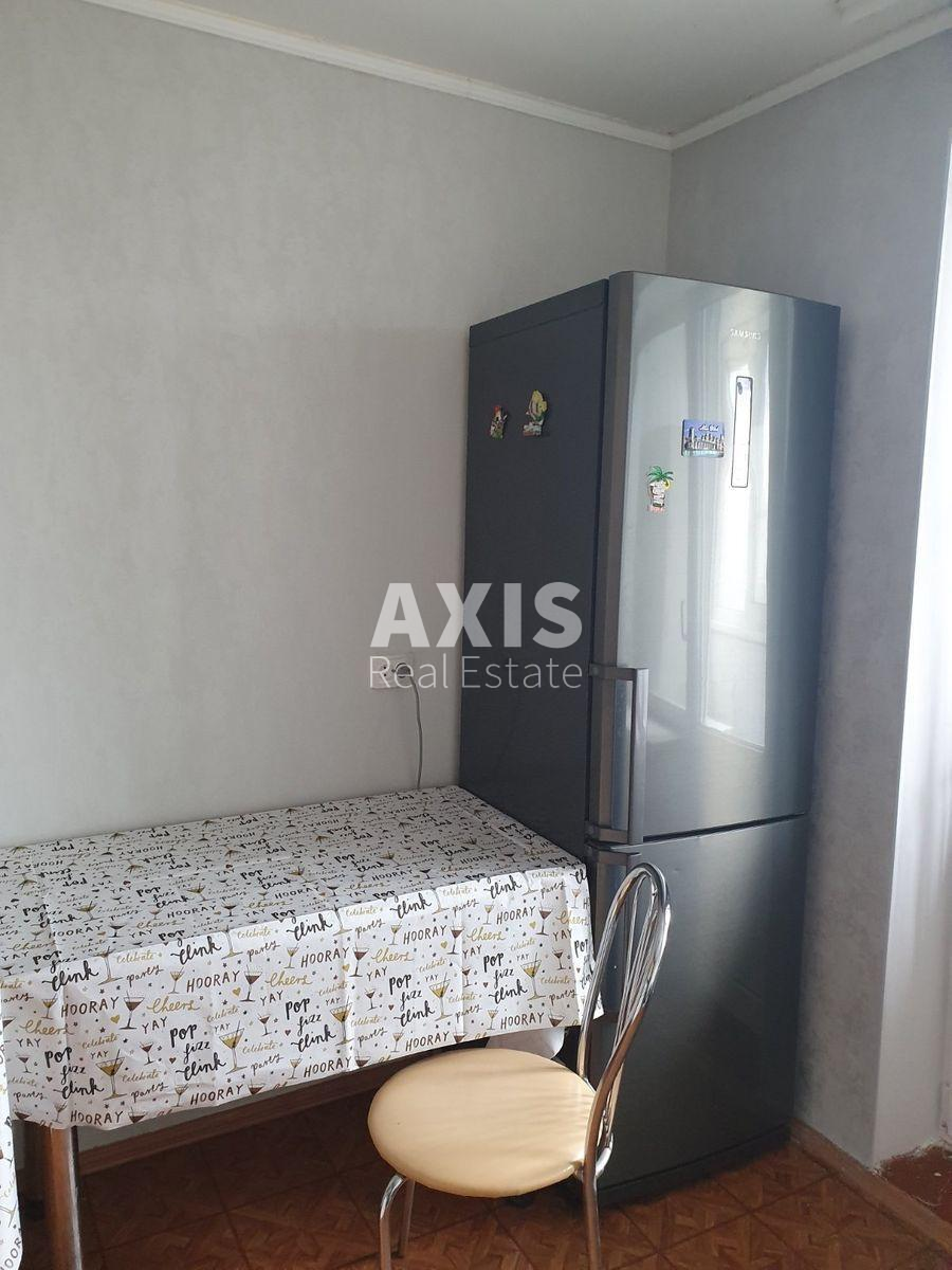 1k apartment vul. Lypkivs'kogo Vasylja Mytropolyta 320