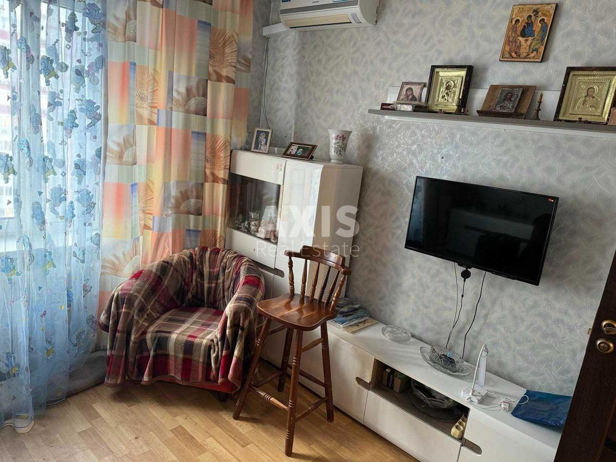 3к квартира ул. Драгоманова 18