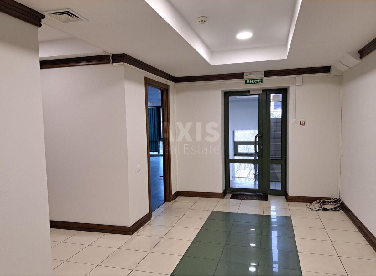 Office vul. Lejpcyz'ka 3А, 226m22