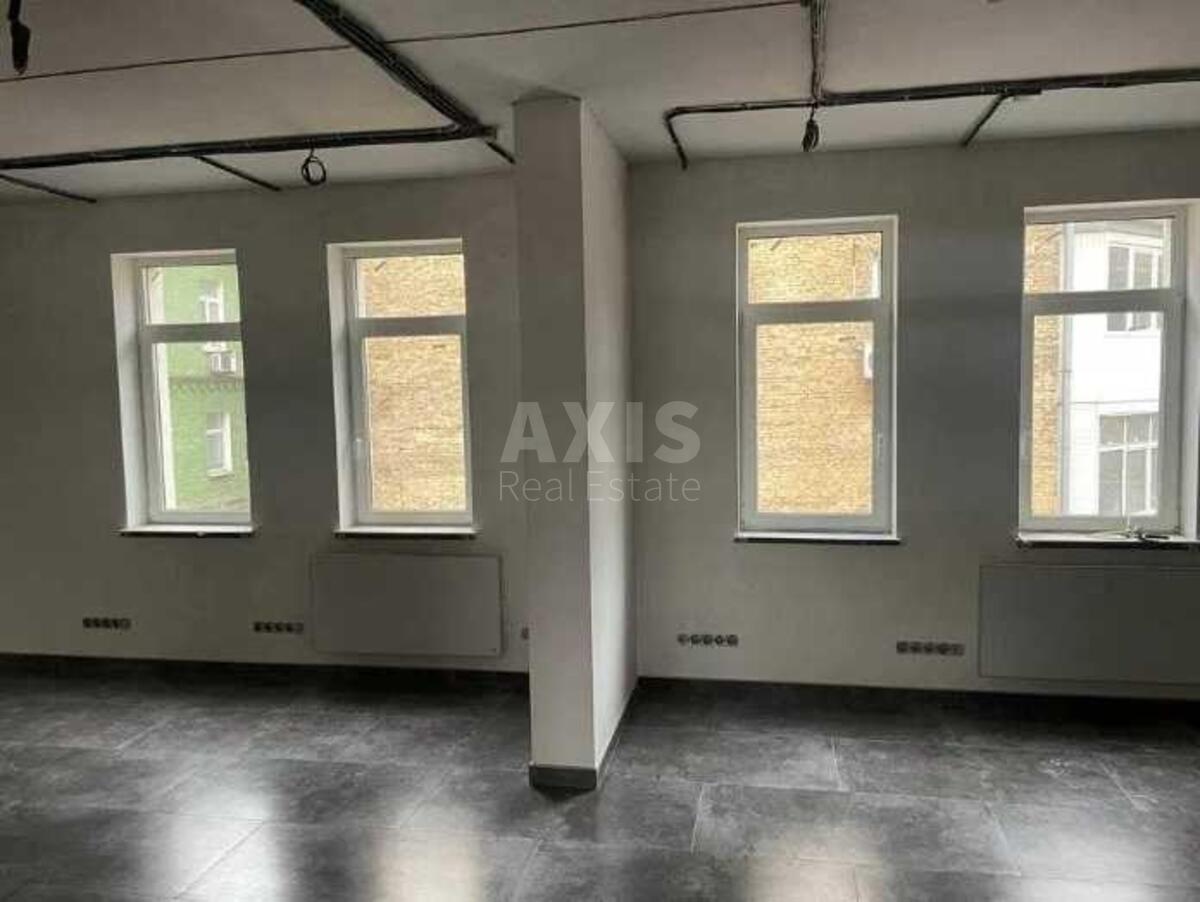Office vul. Rustaveli Shota 18А, 800m2566154
