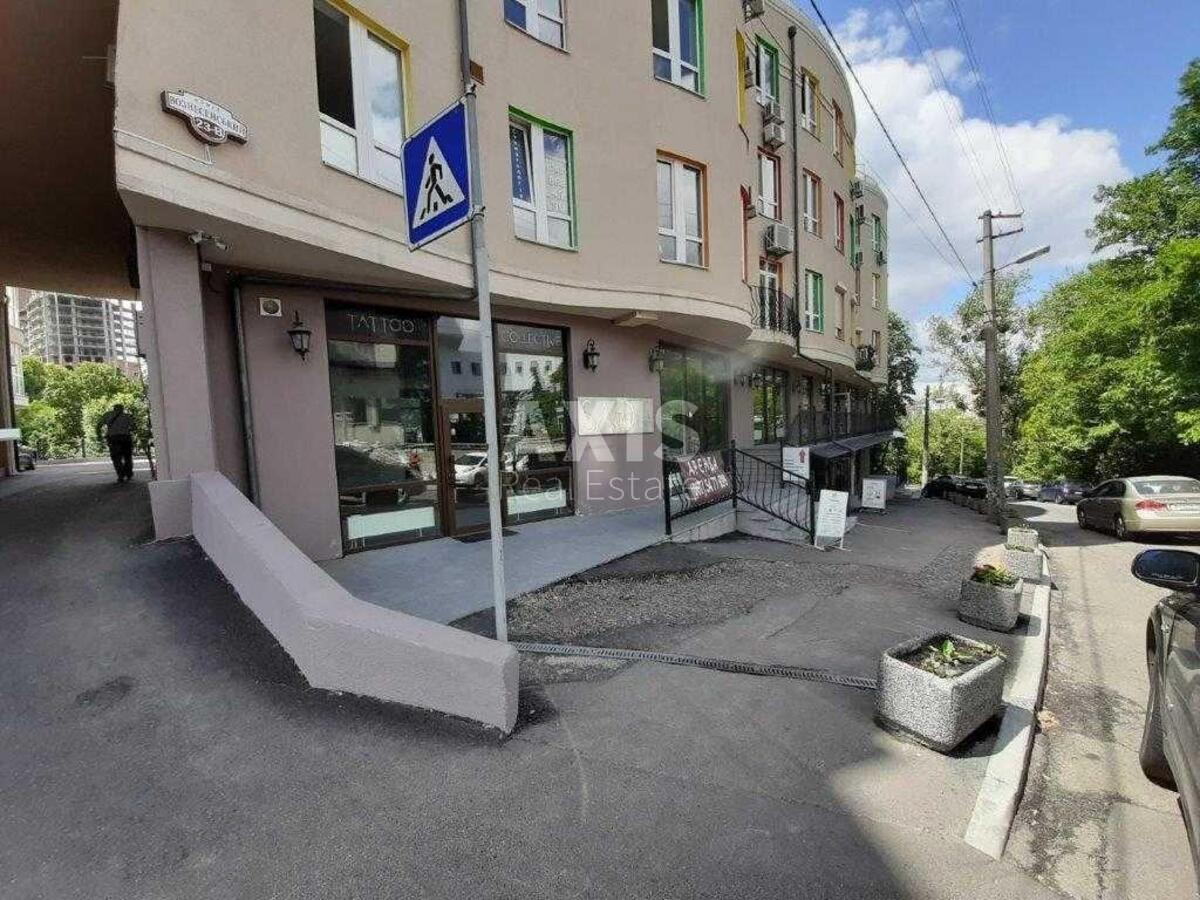 Trade object vul. Skoropads'kogo Pavla 11/61, 65m2