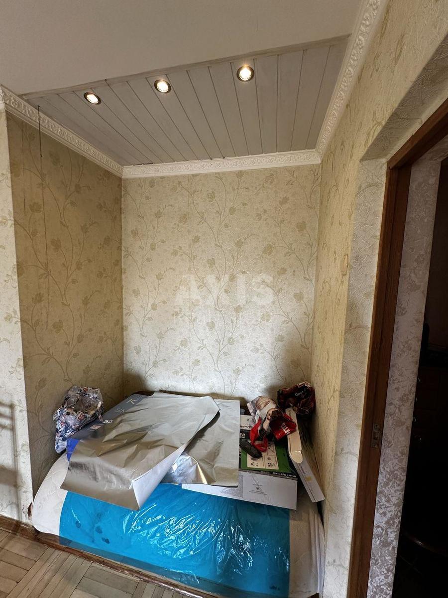 2k apartment vul. Ahmatovoi' Anny 114