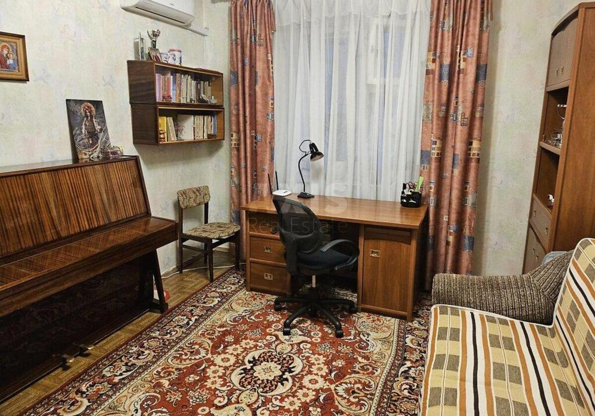 2k apartment vul. Vyshnjakivs'ka 5А1