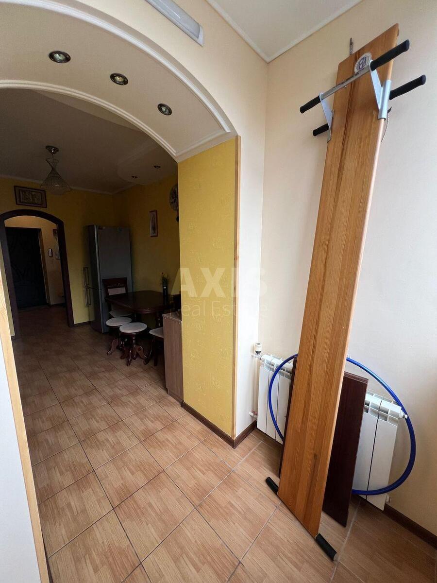2k apartment vul. Hmel'nyc'ka 106058117