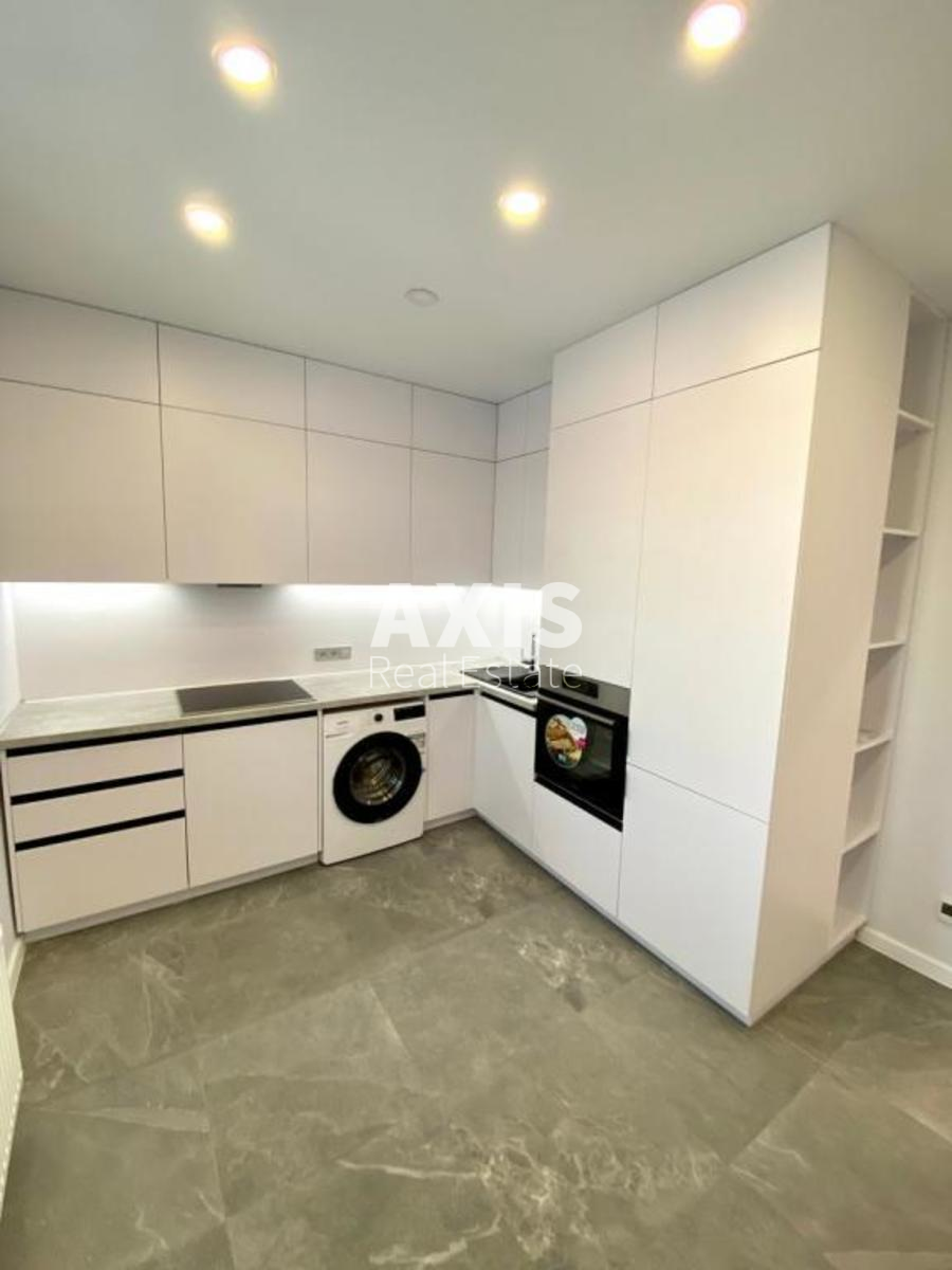 2k apartment vul. Kondratjuka Jurija 1