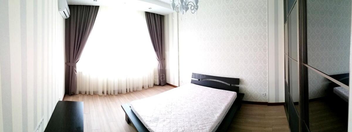 4k apartment vul. Poltavs'ka 13607678