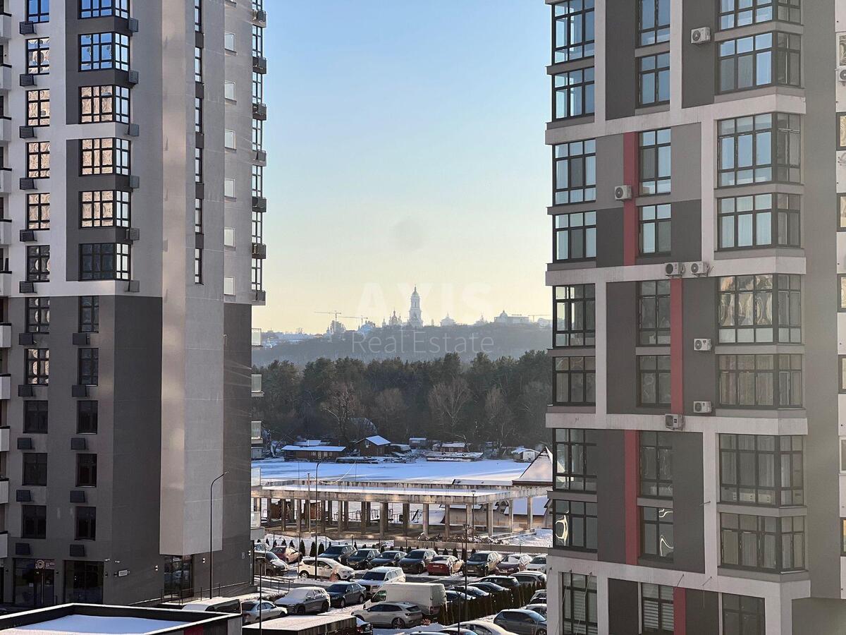 2k apartment vul. Sverstjuka Jevgena 4