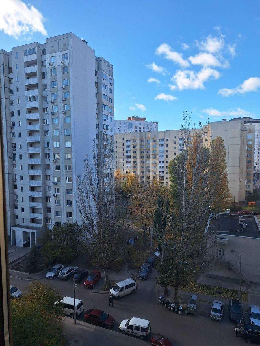 3к квартира ул. Пулюя Ивана 16255910