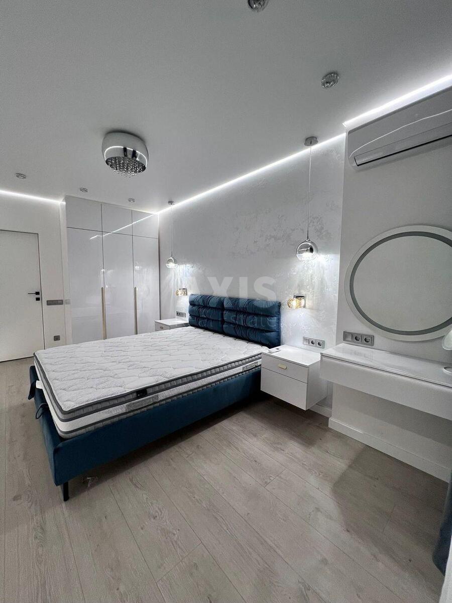 1k apartment pr-t Berestejskij 55626126