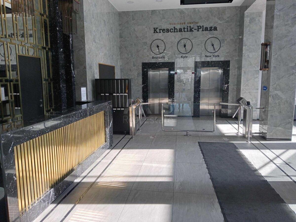 Office vul. Hreshhatyk 19А, 750m210