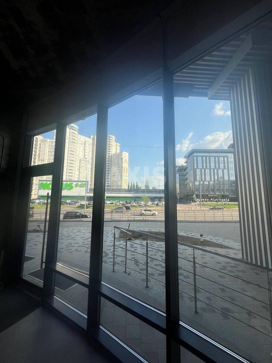 Объект сервиса бул. Дружбы Народов 13А, 144м24