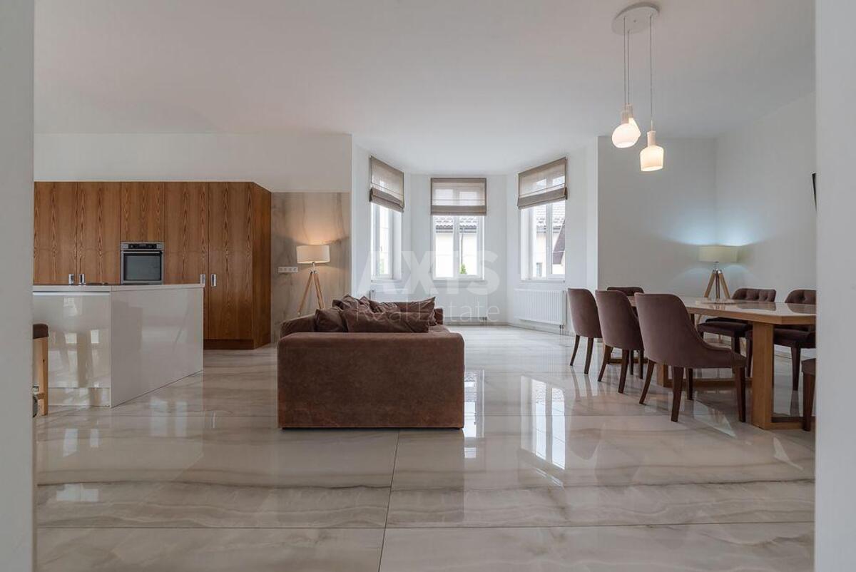 House vul. Sadova 11-a, 298m2, Kyiv city583202