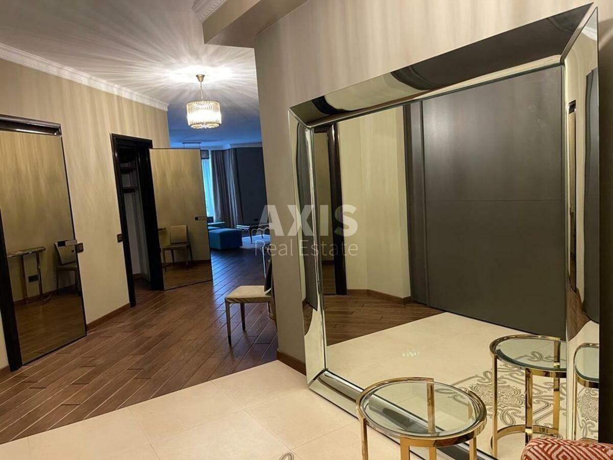 4к квартира ул. Институтская 18а17