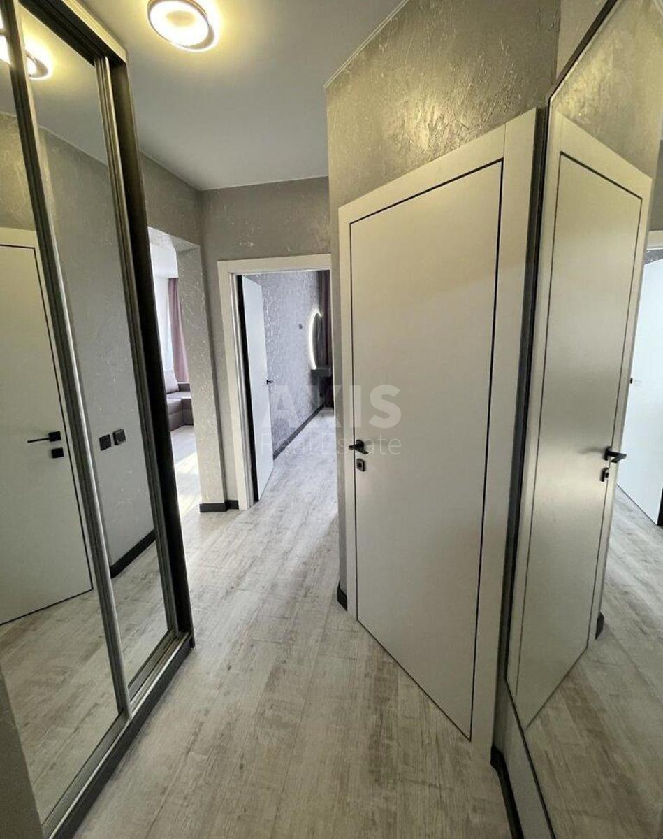 1k apartment vul. Myhajla Maksymovycha 26В4