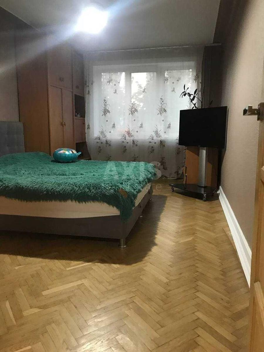 3k apartment vul. Borshhagivs'ka 2104