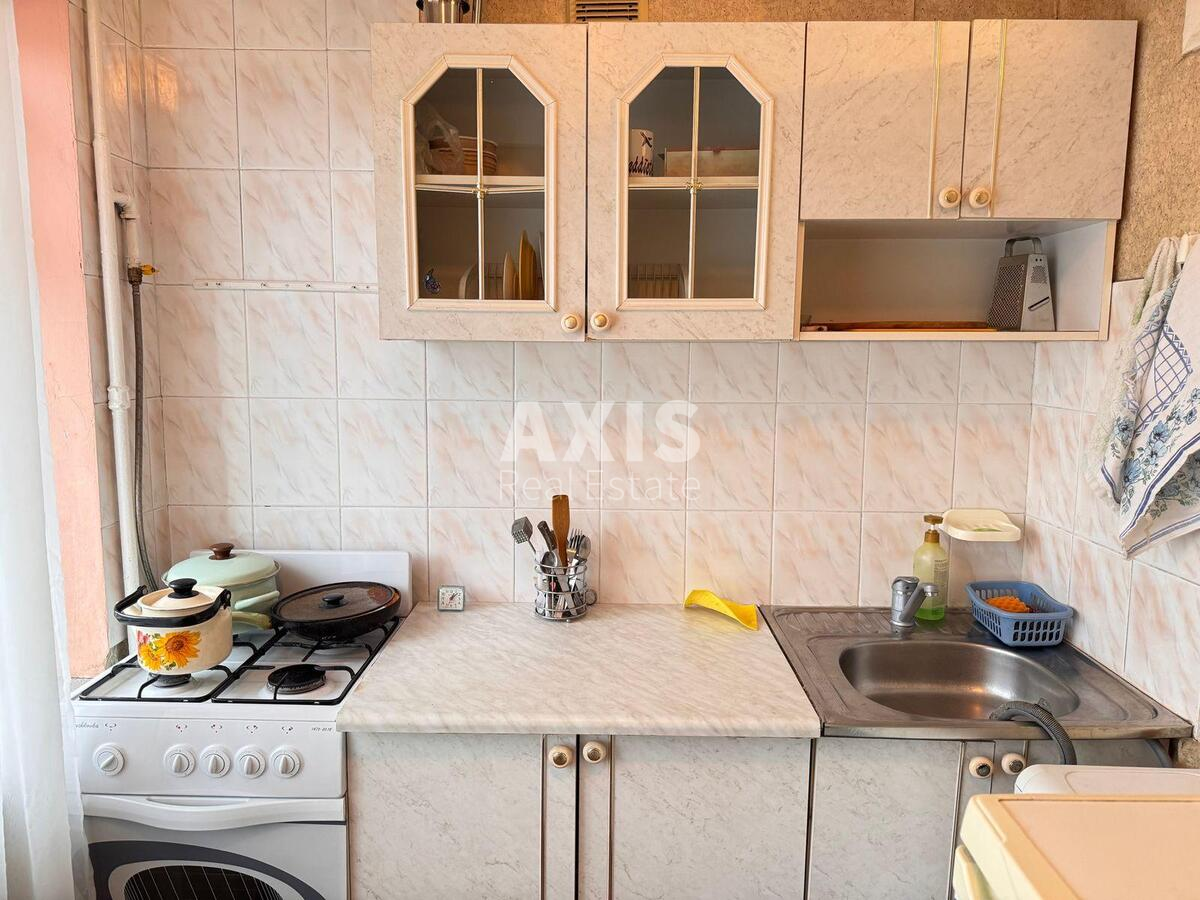 1k apartment vul. Bratyslavs'ka 200