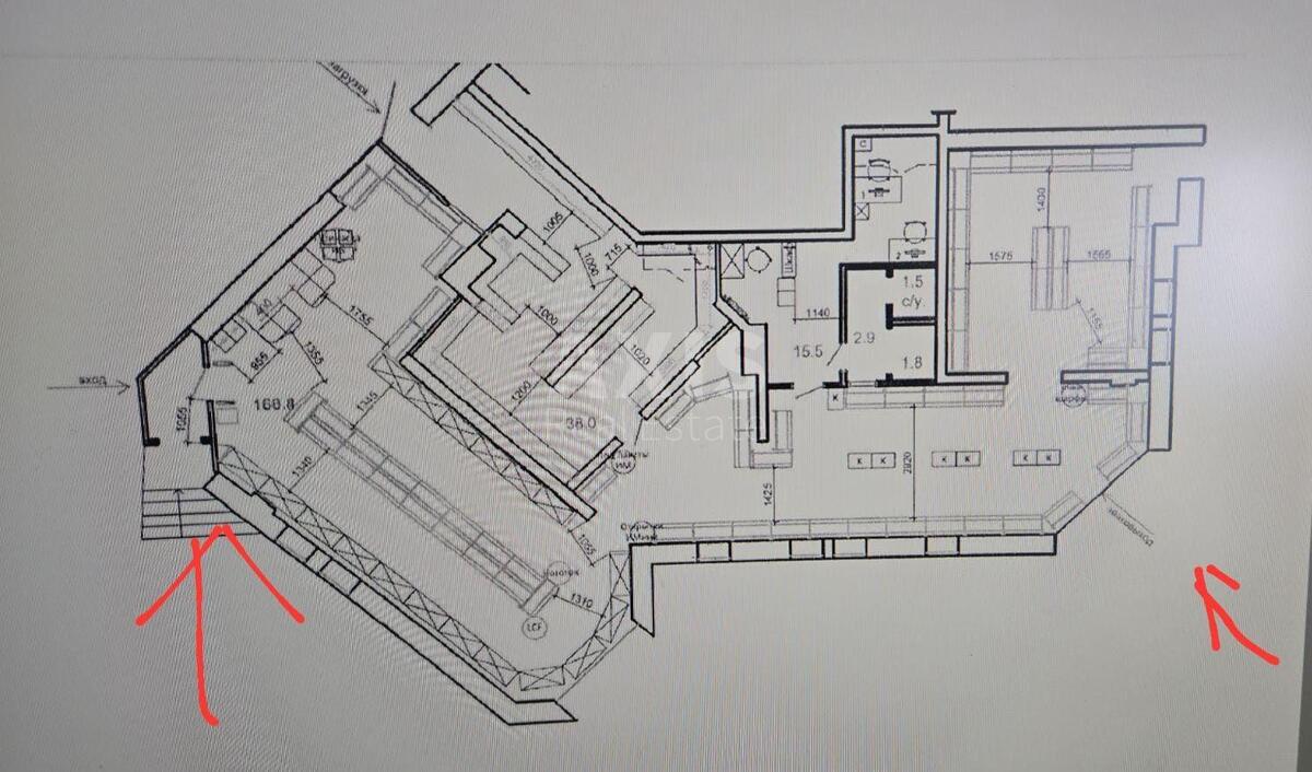 Объект торговли пр-т Бажана Николая 10В, 221м2619842