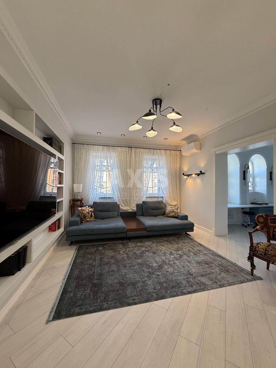 2k apartment vul. Spas'ka 35