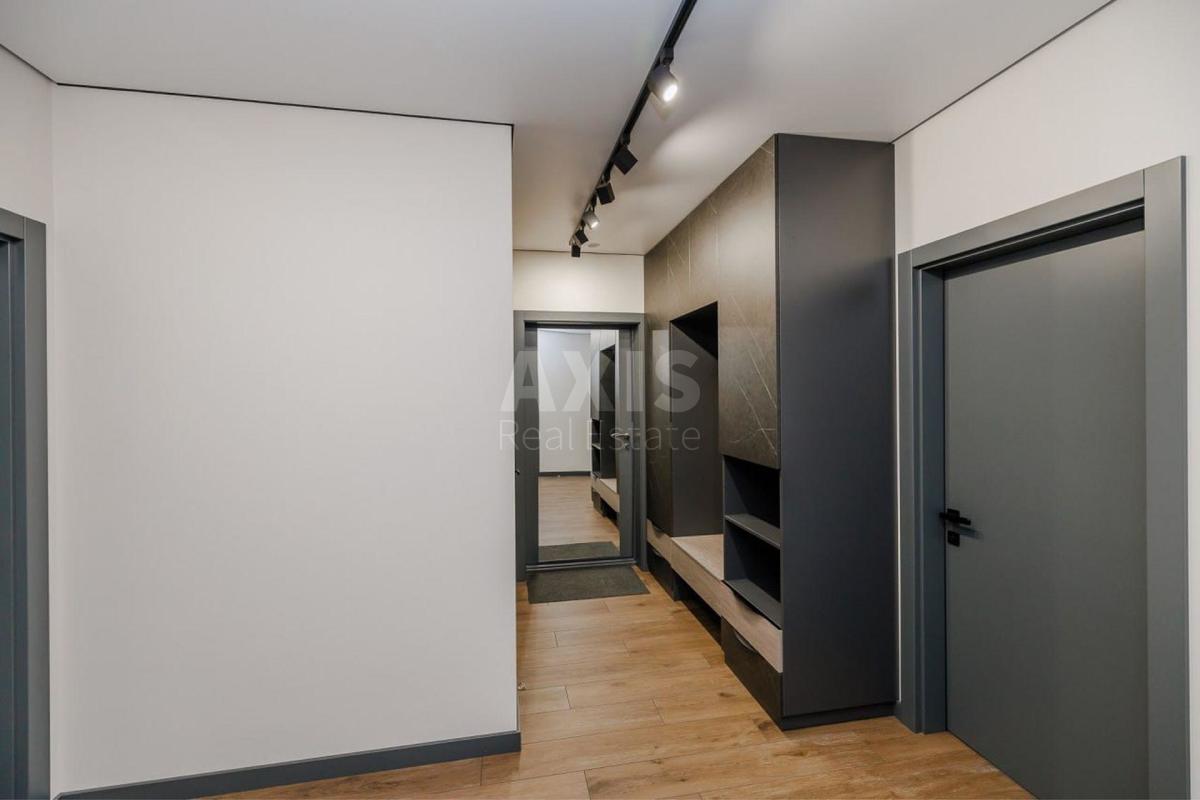 3k apartment vul. Kahovs'ka 609