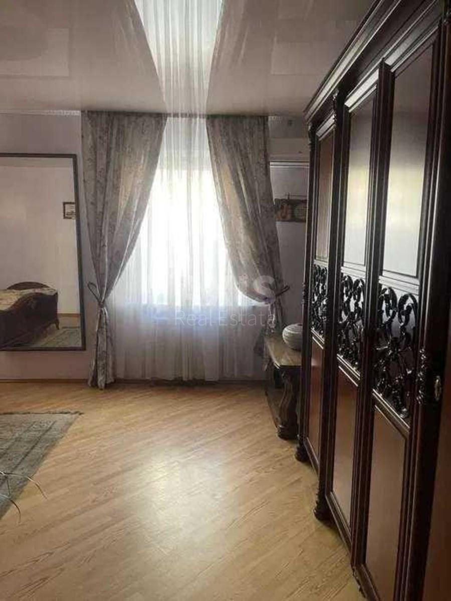 2k apartment vul. Urlivs'ka 55