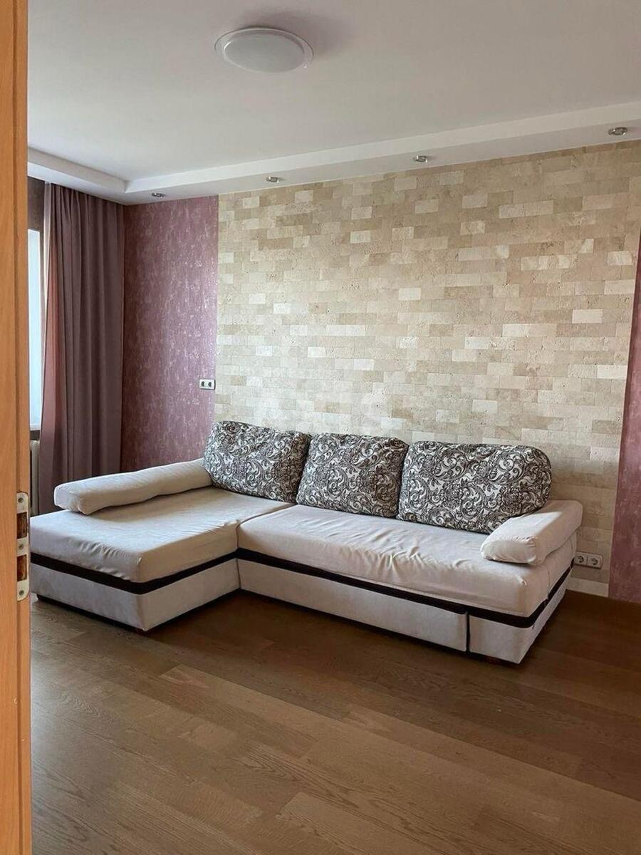 3k apartment vul. Olevs'ka 75799211
