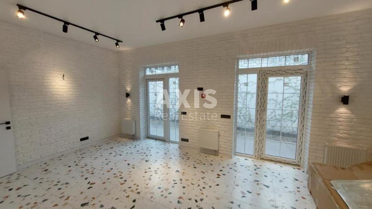Офис ул. Михаила Максимовича 24, 30м2402343