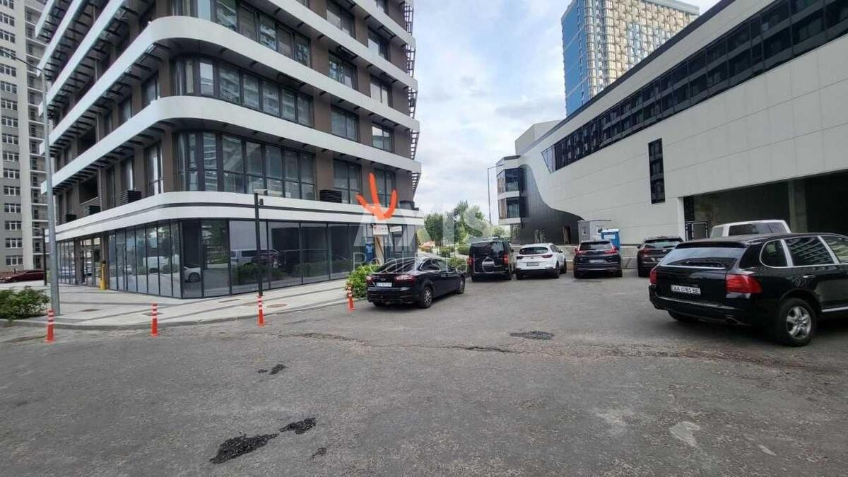 Service object nab. Dniprovs'ka 15, 125m24868111