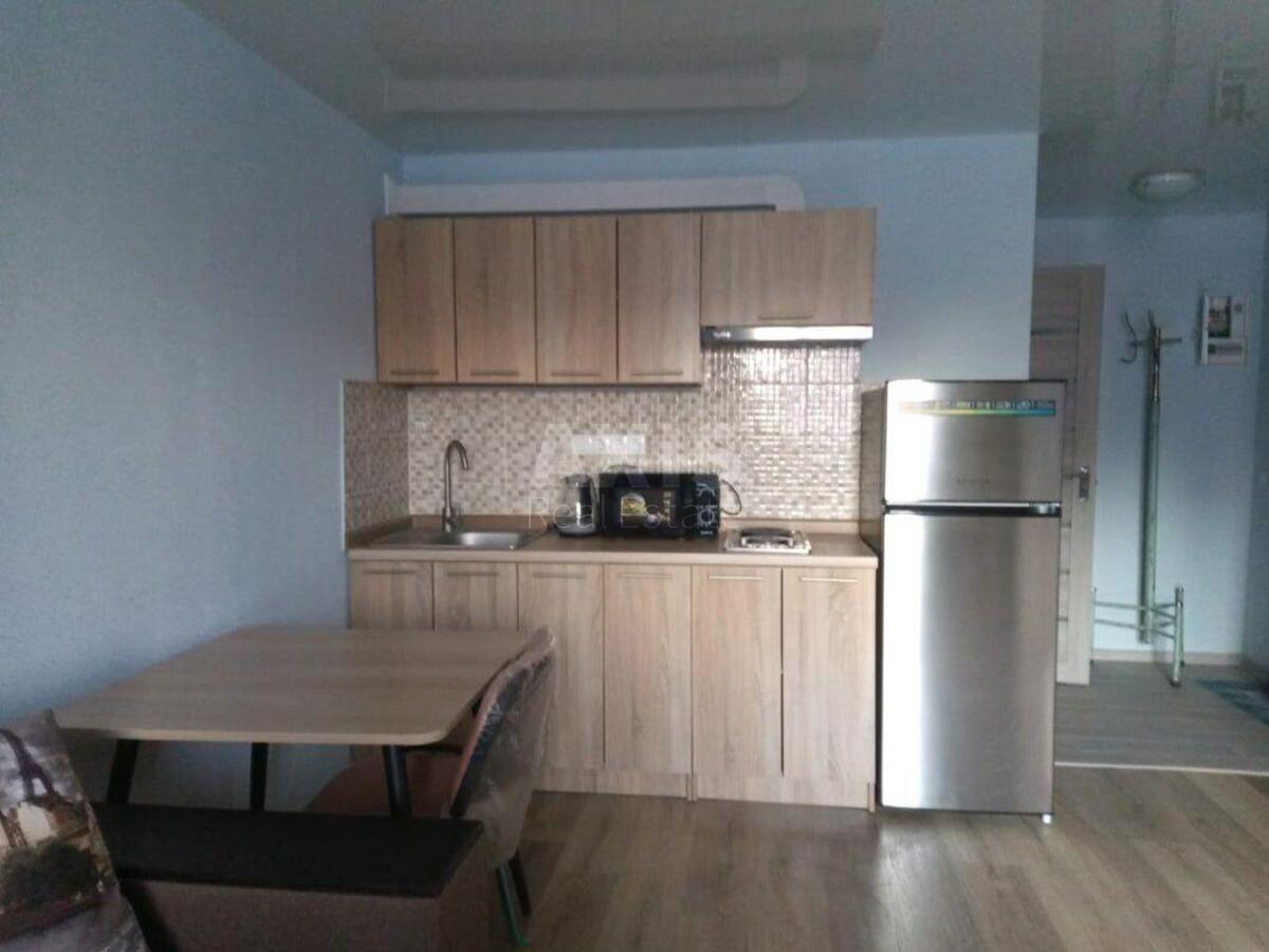 2k apartment vul. Nyzhn'okljuchova 14