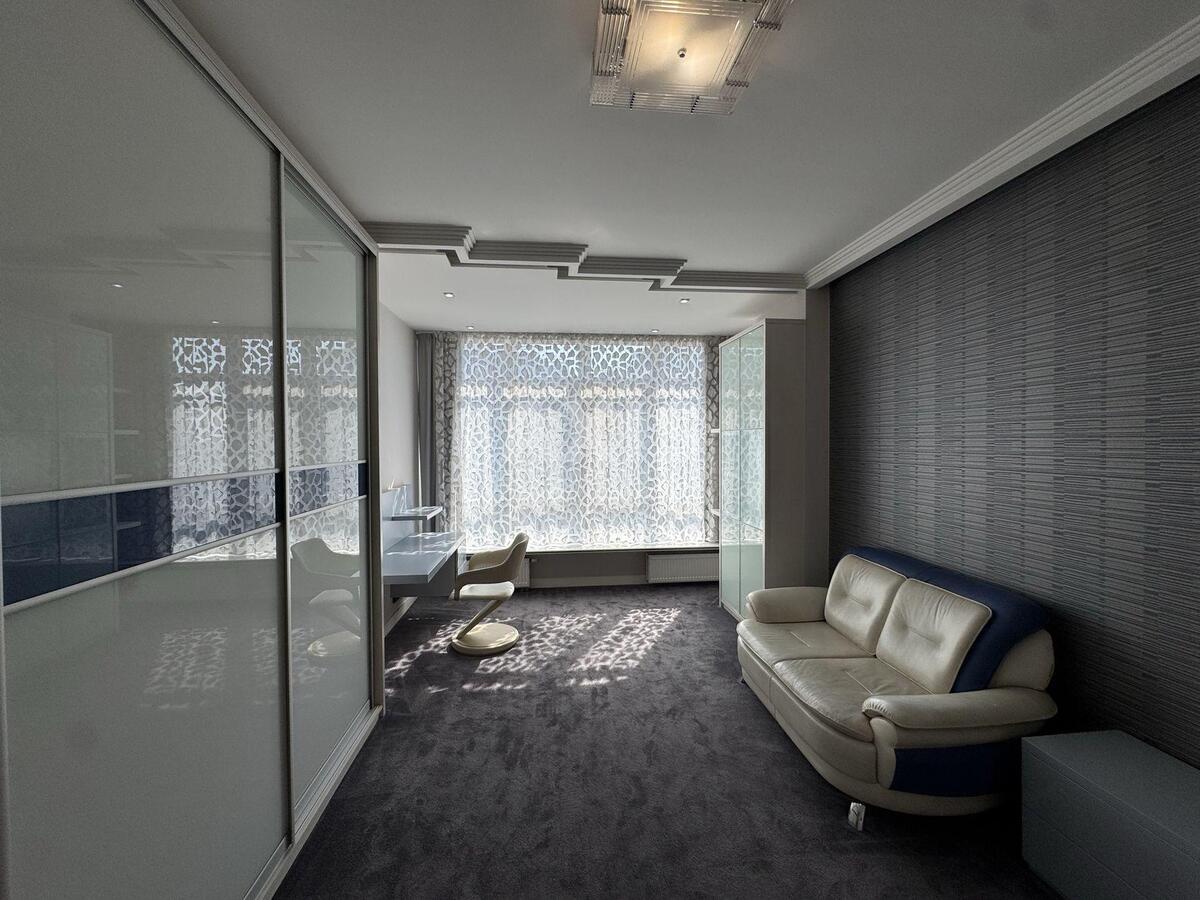 4k apartment vul. Andriya Verkhohlyada 186318610