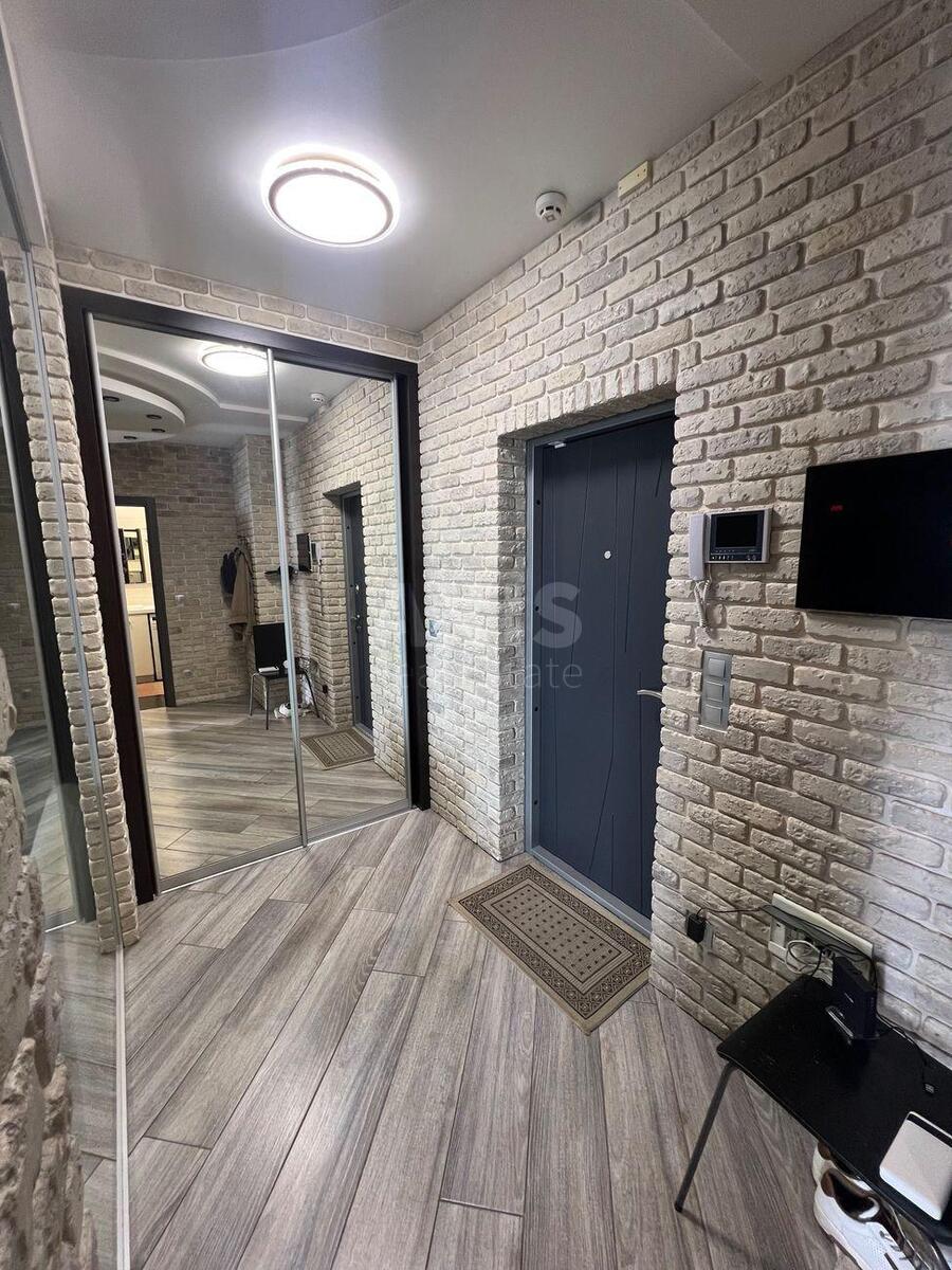 2k apartment vul. Doncja Myhajla 2А3