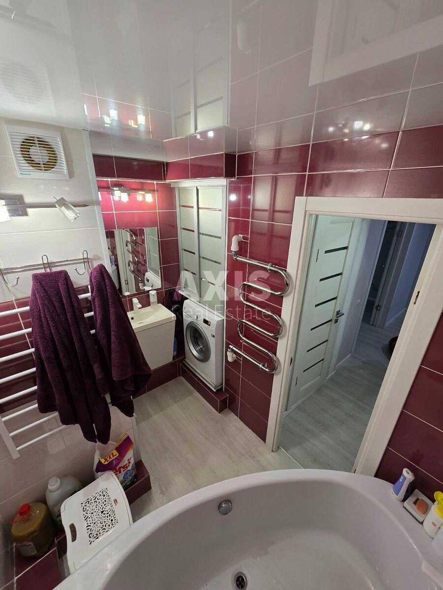 3к квартира ул. Заболотного Академика 1165850112