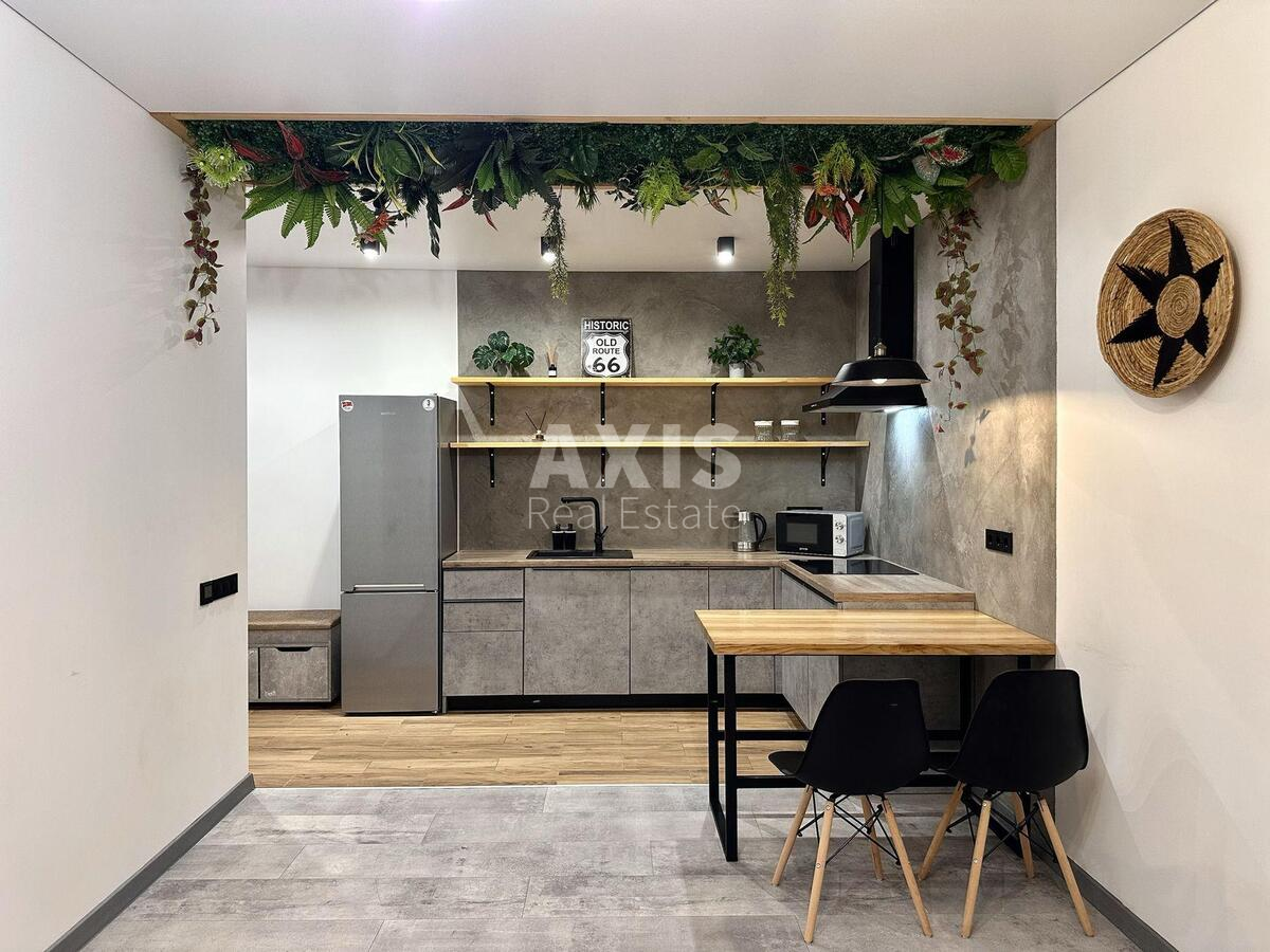 1k apartment vul. Lypkivs'kogo Vasylja Mytropolyta 38