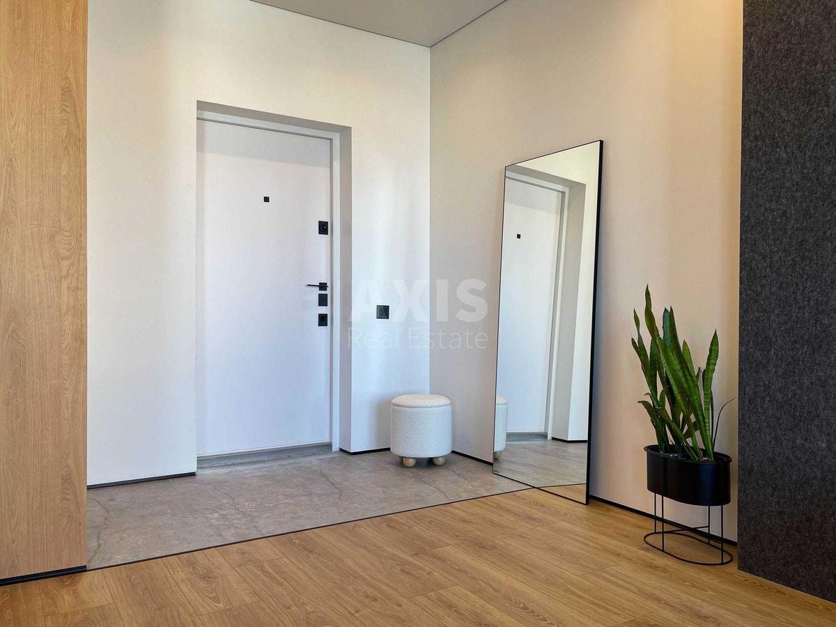 2k apartment vul. Revuc'kogo 406