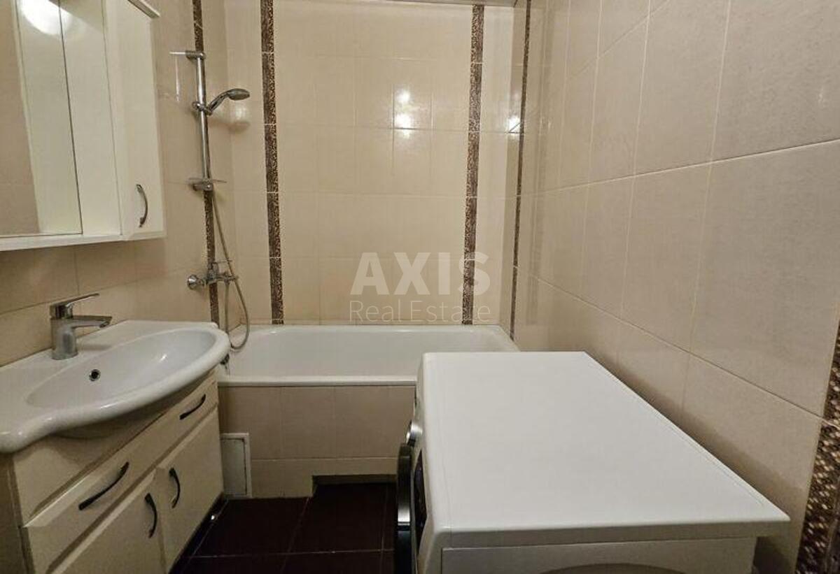 2k apartment vul. Vyshnjakivs'ka 5А2