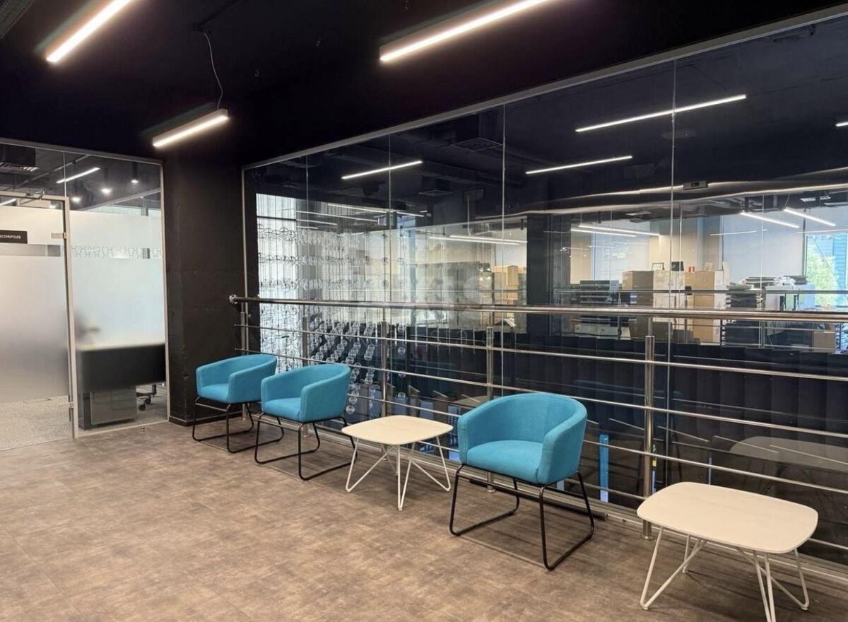 Office vul. Gajdara 58/10, 728m2613622