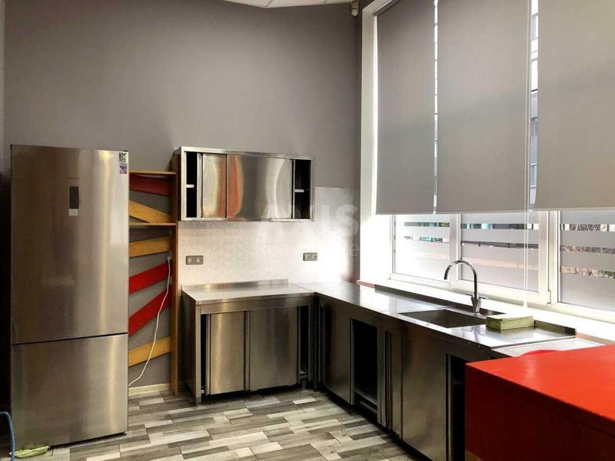 Office vul. Sichovyh Stril'civ 23А, 750m2515042