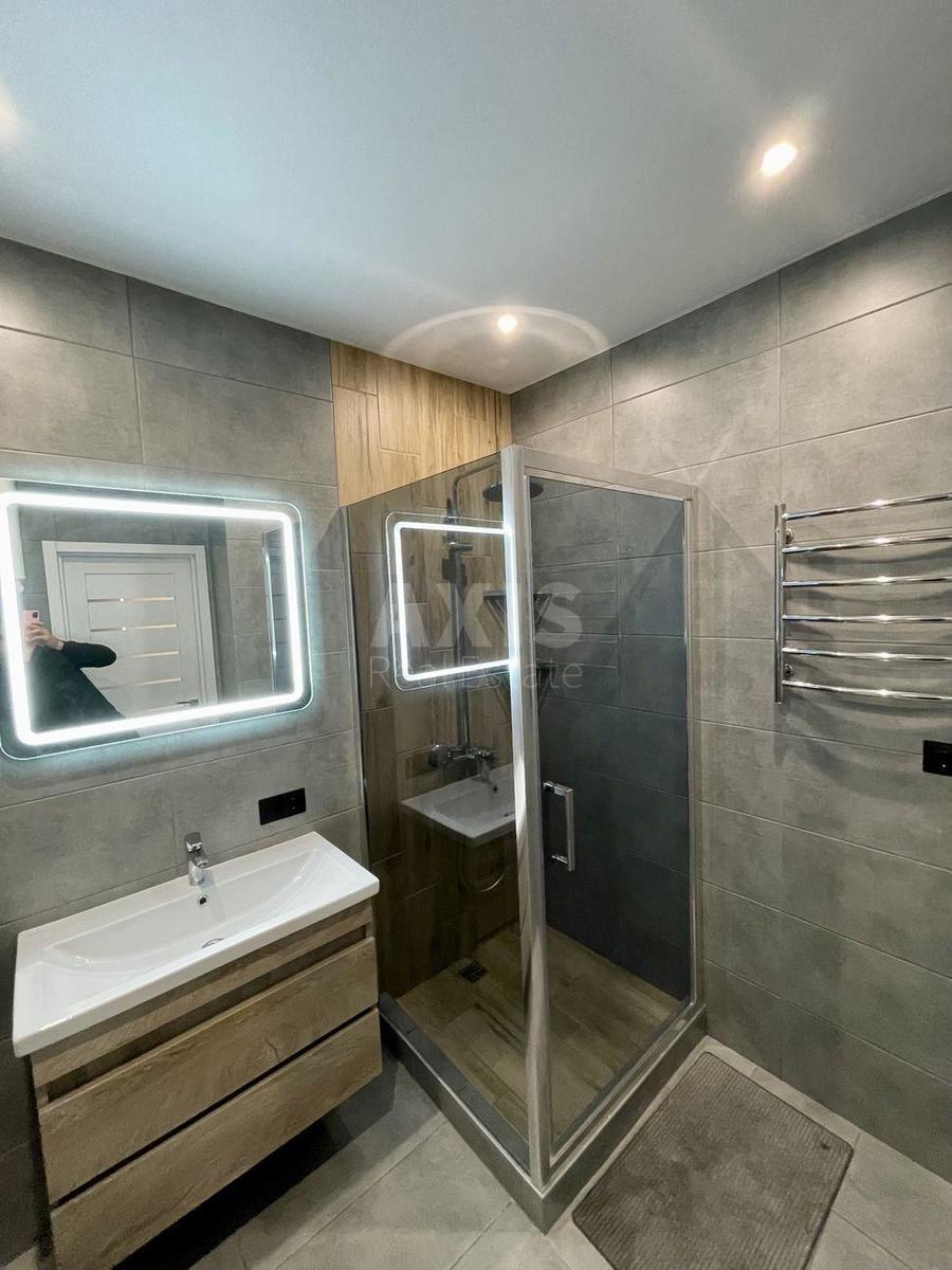 1k apartment vul. Grechka Marshala 10Ж6