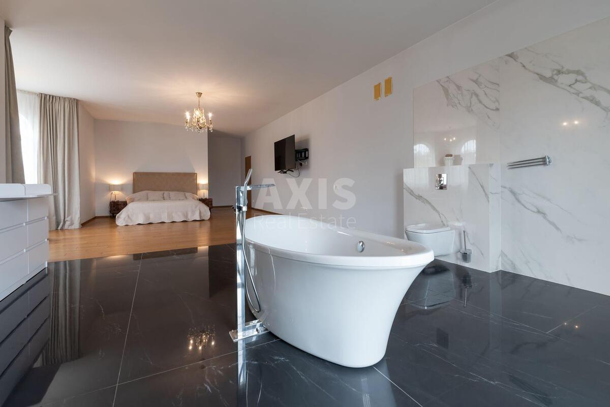 House vul. Sadova 11-a, 298m2, Kyiv city583203