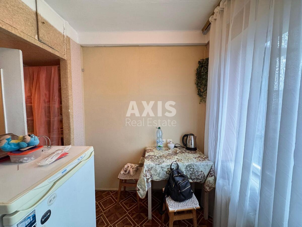 1k apartment vul. Bratyslavs'ka 201
