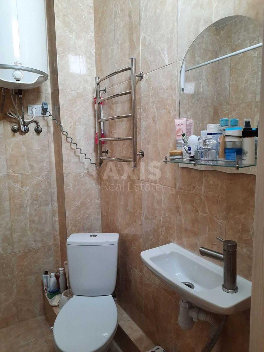 1k apartment vul. Kirovograds'ka 7014