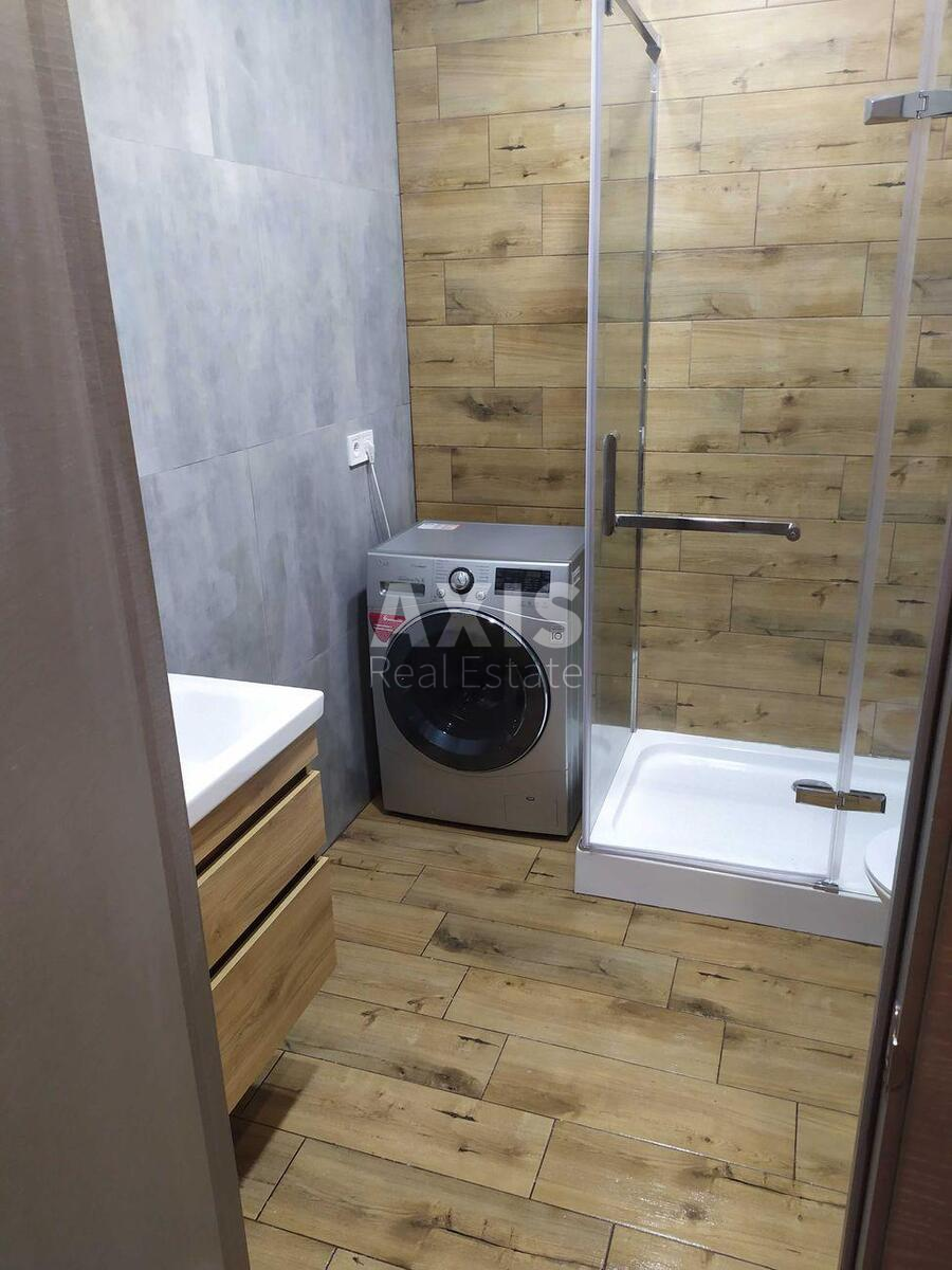 1k apartment vul. Grechka Marshala 10Б481012