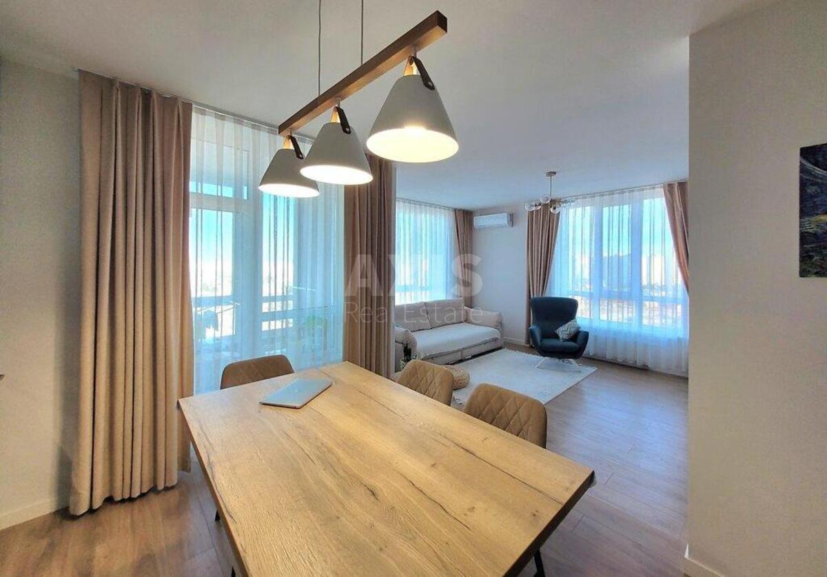 2k apartment vul. Kahovs'ka 62А0
