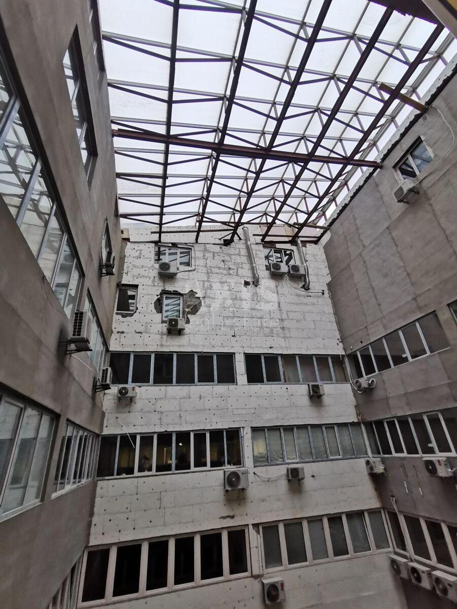 Office shose Harkivs'ke 19, 140m25768412