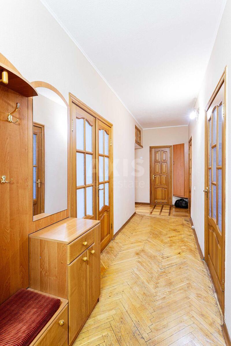 3k apartment vul. Barbjusa Anri 5Б5783313