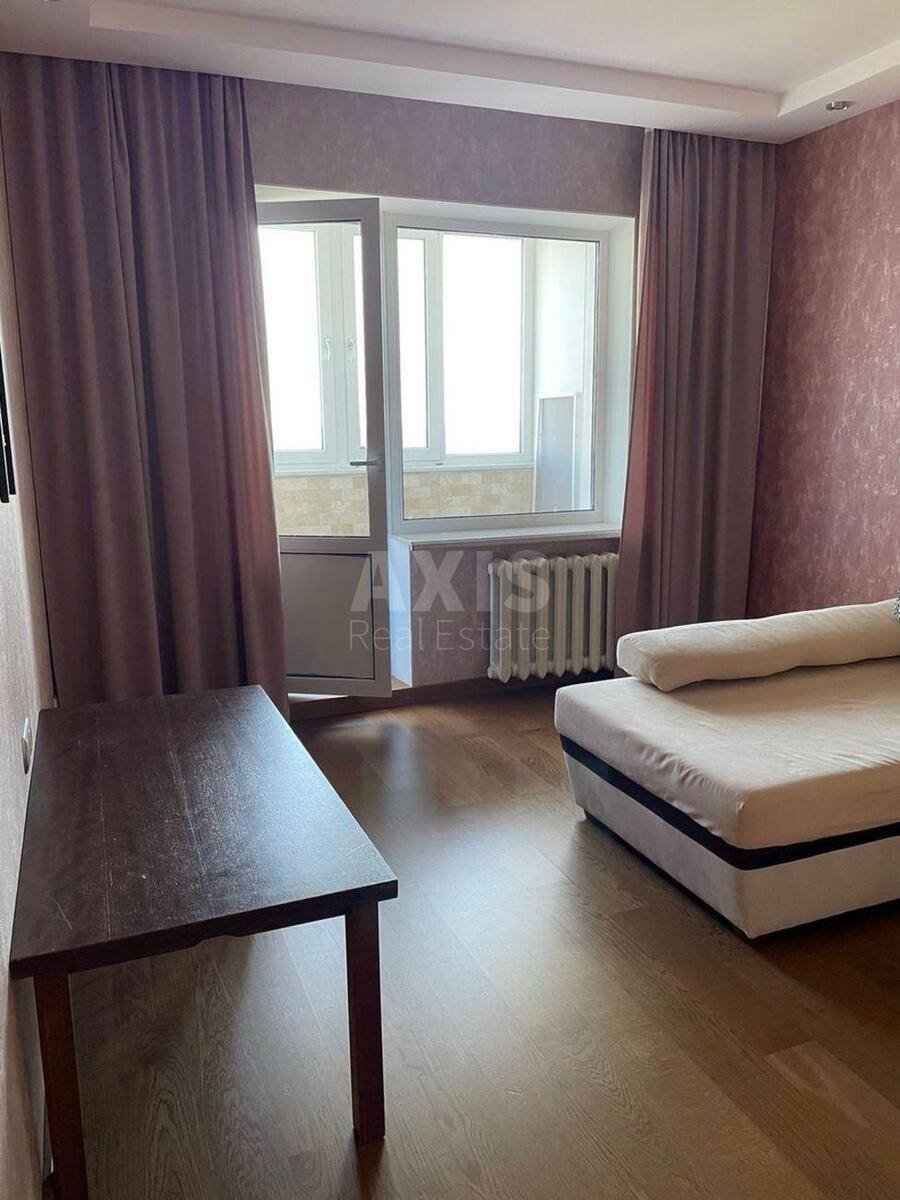 3k apartment vul. Olevs'ka 75799212