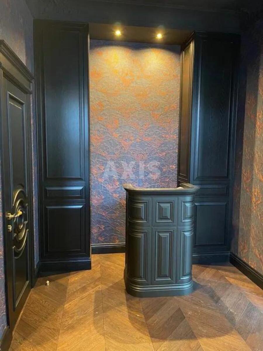 Office vul. Novoselyc'ka 7, 722m20