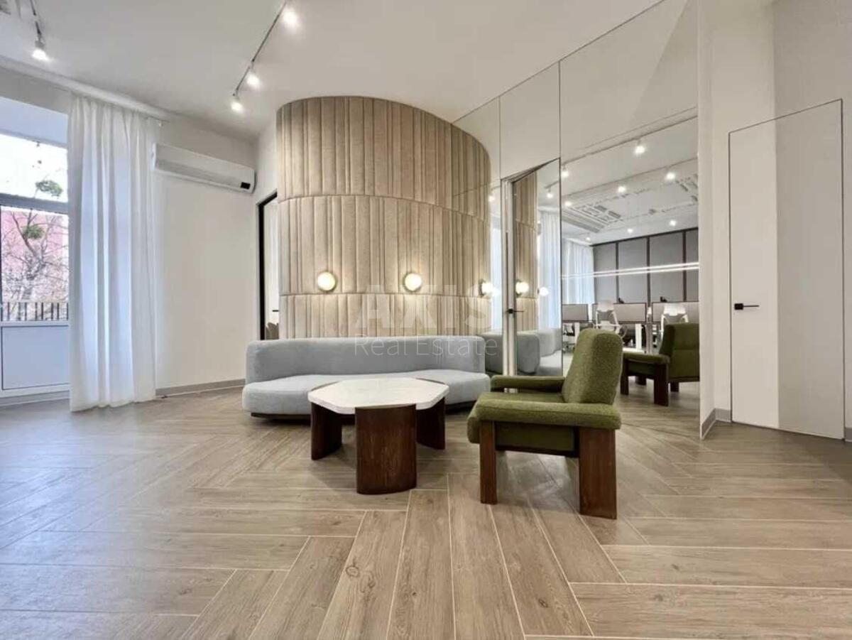 Office vul. Bul'varno-Kudrjavs'ka 51, 125m20